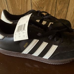 New Adidas Samba Classic